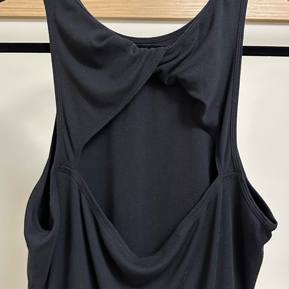 Lululemon Modal Silk Twist-Back Yoga Tank Top - Picture 11 of 13